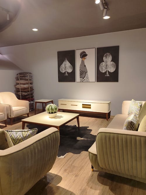 میز تی وی لیزا